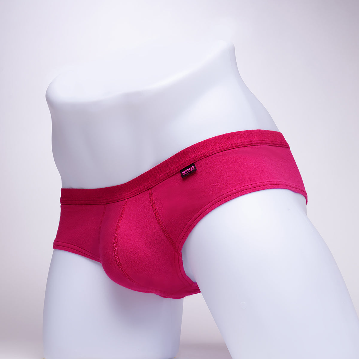 DANIEL（ブライトピンク）