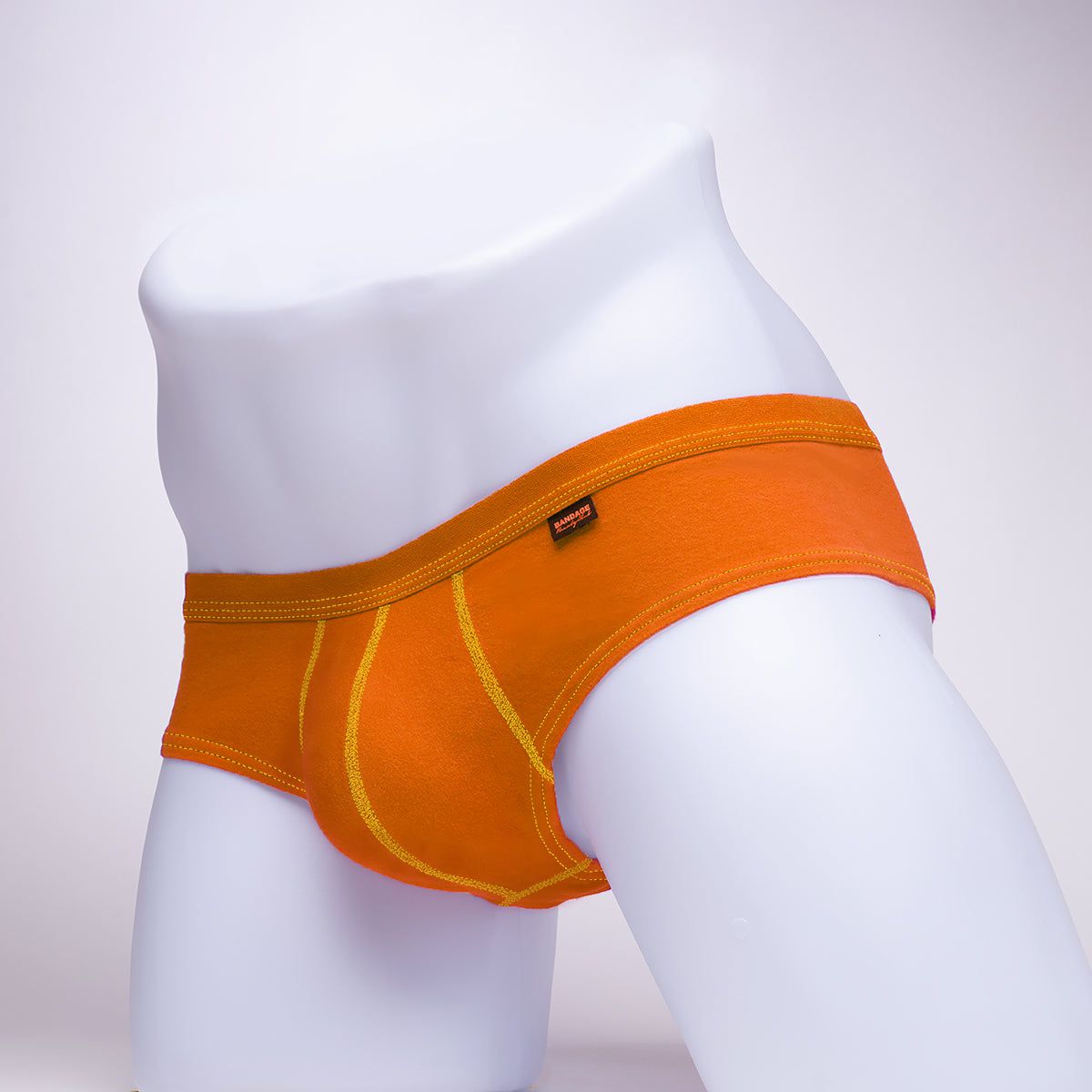 DANIEL（アプリコットオレンジ）